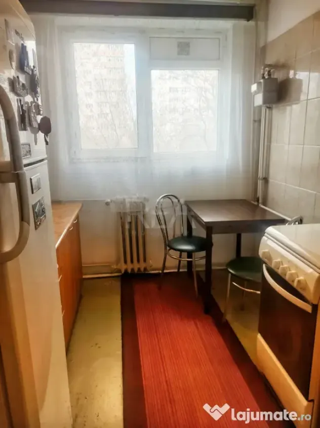 2 camere Sălăjan decomandat, et. 2, metrou, 53 mp, reabili