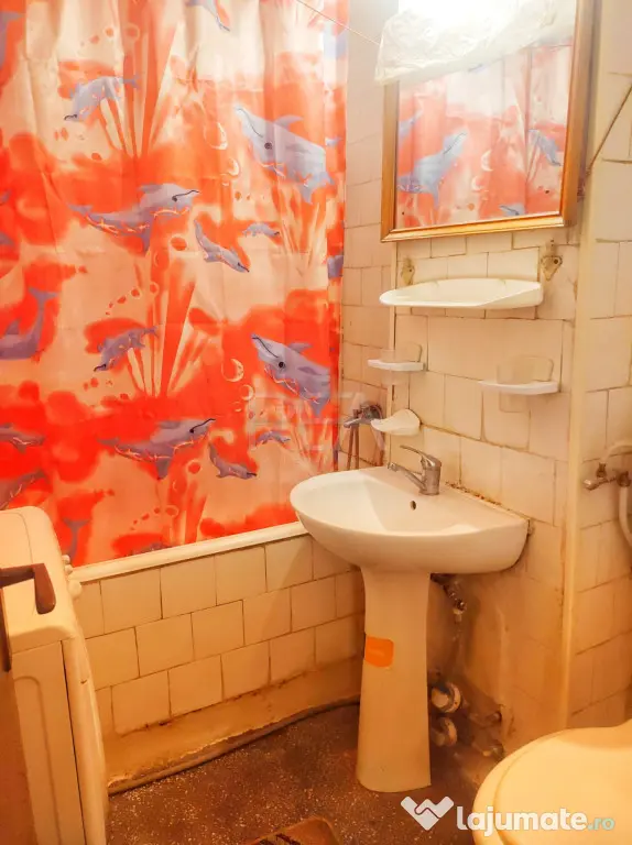 2 camere Sălăjan decomandat, et. 2, metrou, 53 mp, reabili
