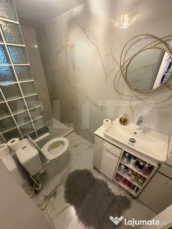 Apartament la curte zona ULTRACENTRALA