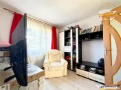 Apartament cu 3 camere, decomandat, etaj2, Central, Sfantu G 