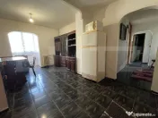 Apartament 3 camere de închiriat în Rogerius – zonă foa