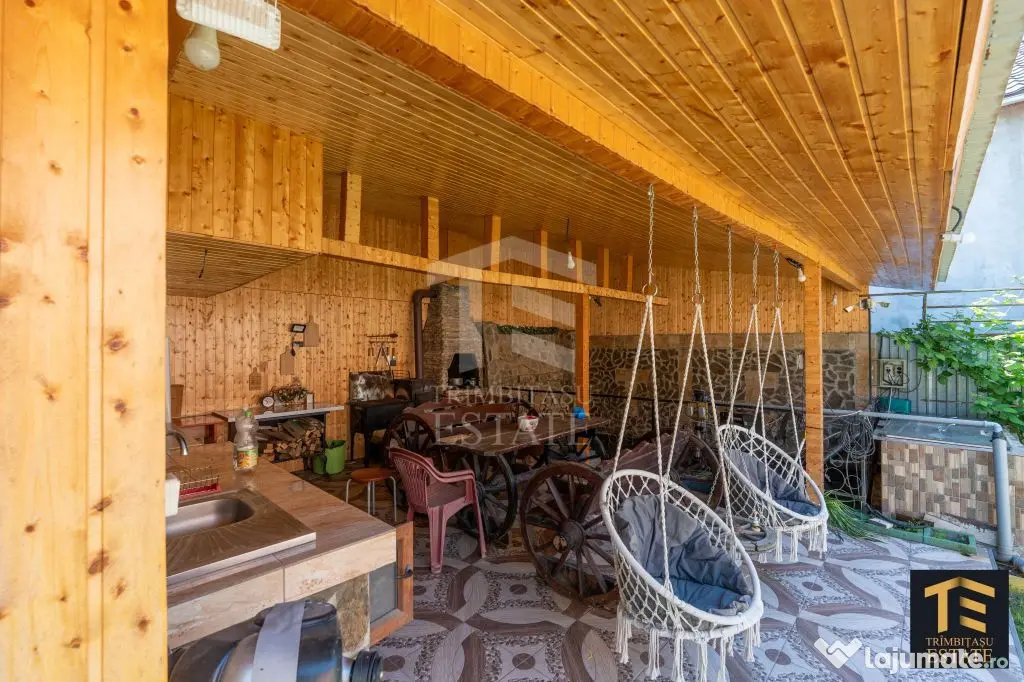 Casă P+M Năvodari | 6 camere | Curte superb amenajată