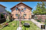 Casă P+M Năvodari | 6 camere | Curte superb amenajată
