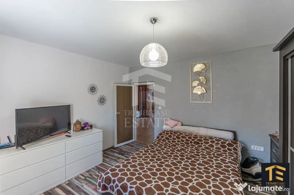 Casă P+M Năvodari | 6 camere | Curte superb amenajată