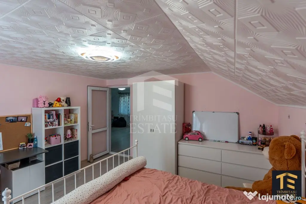 Casă P+M Năvodari | 6 camere | Curte superb amenajată