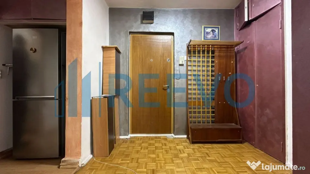 Apartament cu 2 camere, Tic Tac
