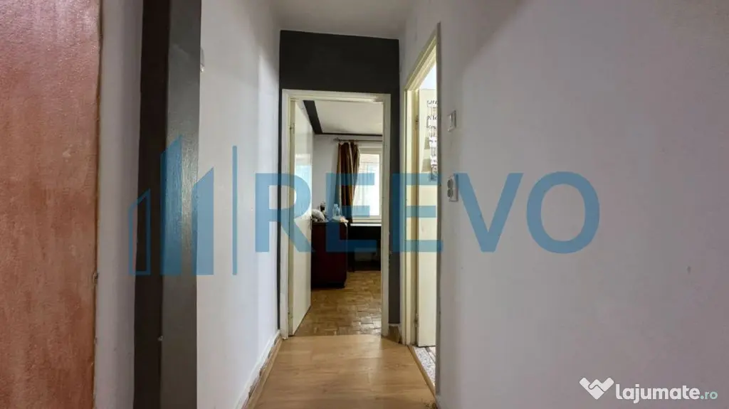 Apartament cu 2 camere, Tic Tac