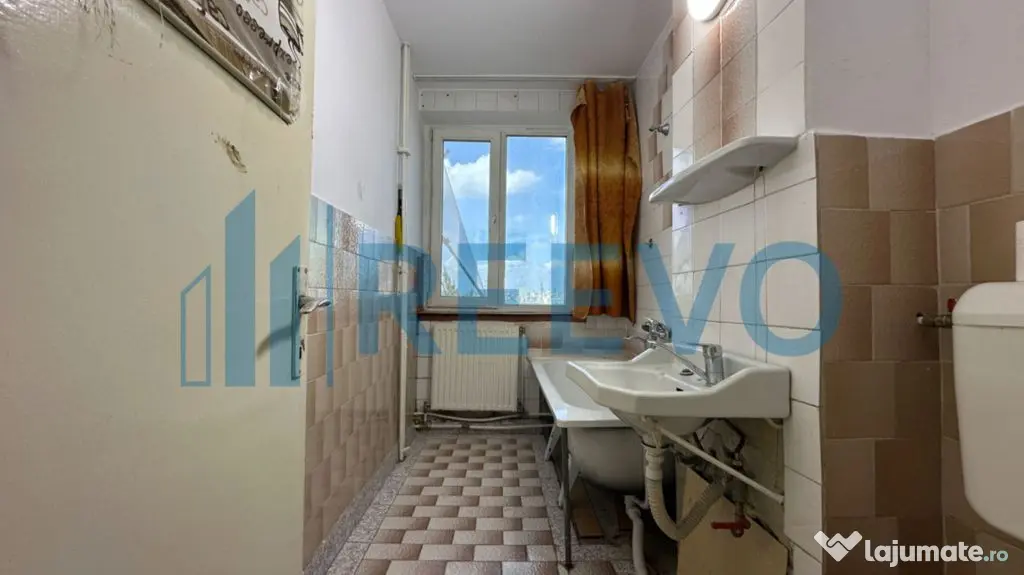 Apartament cu 2 camere, Tic Tac