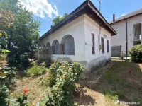 Casă renovabilă de vânzare, 96mp, teren generos 1110 mp, 
