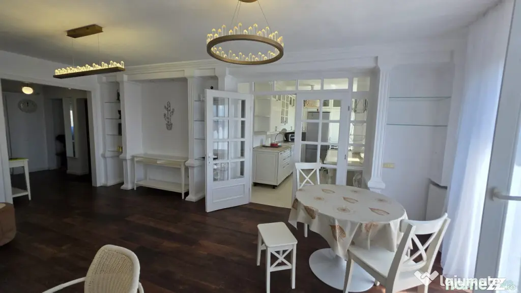 Apartament 3 camere, 75 mp, 2 băi, AC, utilat complet, zona