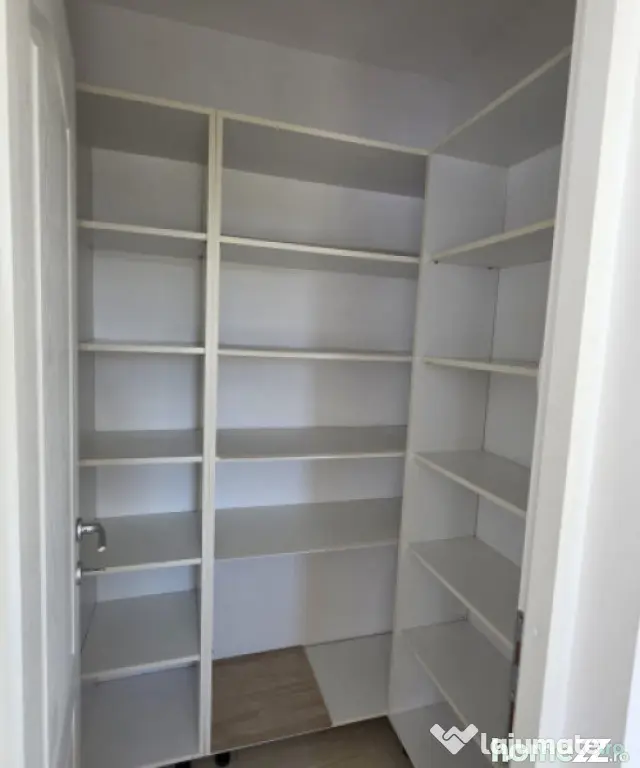 Apartament 3 camere, 75 mp, 2 băi, AC, utilat complet, zona