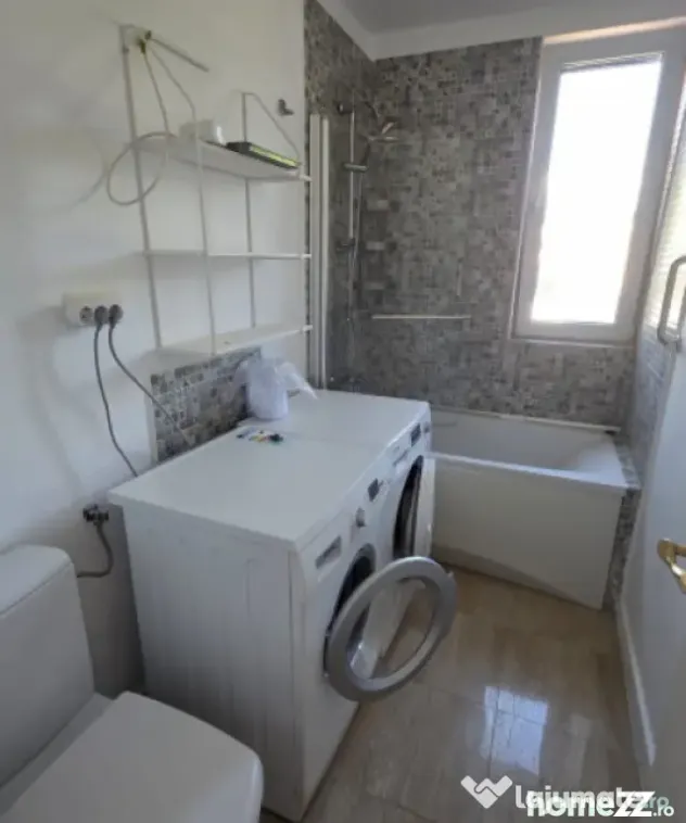Apartament 3 camere, 75 mp, 2 băi, AC, utilat complet, zona