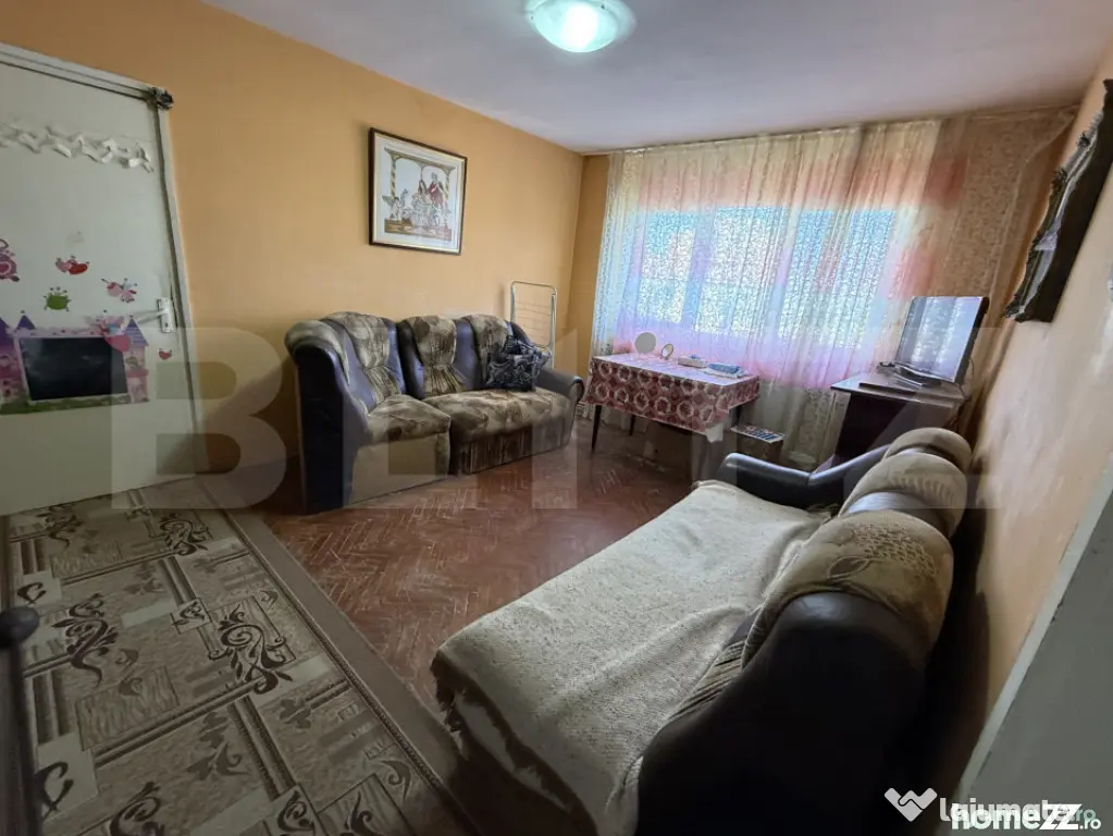 Apartament 3 camere, 62.43 mp, zona Micro 16