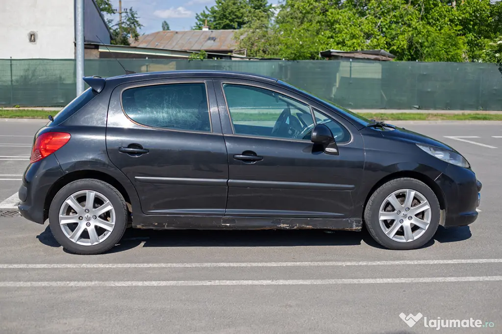 Peugeot 207 1.6 HDi 90 CP | 185.000 km Reali Proprietar Începători / Navetă