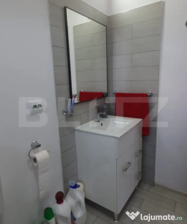Casă 3 camere finisate (parter) si 7 camere la rosu (Et+M)1