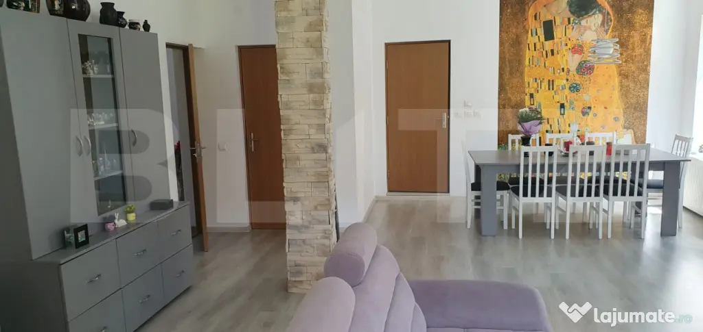 Casă 3 camere finisate (parter) si 7 camere la rosu (Et+M)1