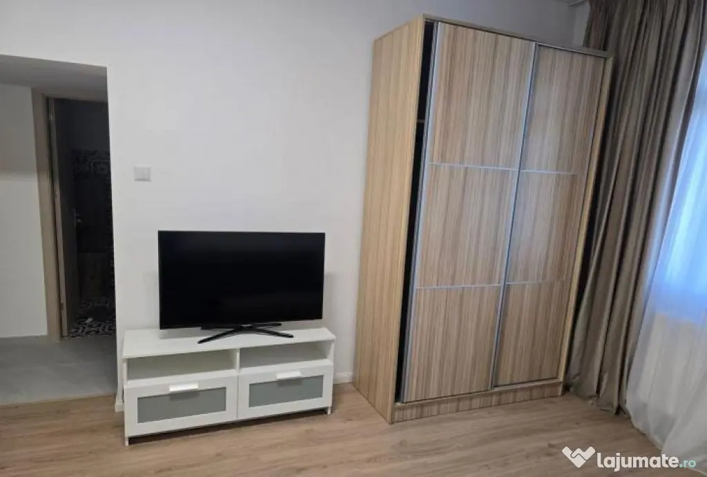 Vatra luminoasa bloc rusesc muncii metrou