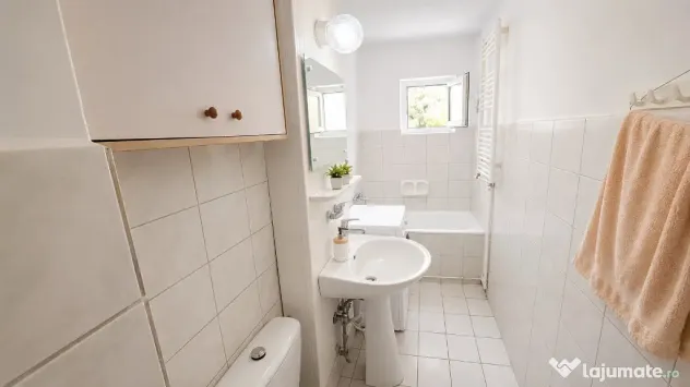 Apartament 3 camere U.Principatelor etaj2