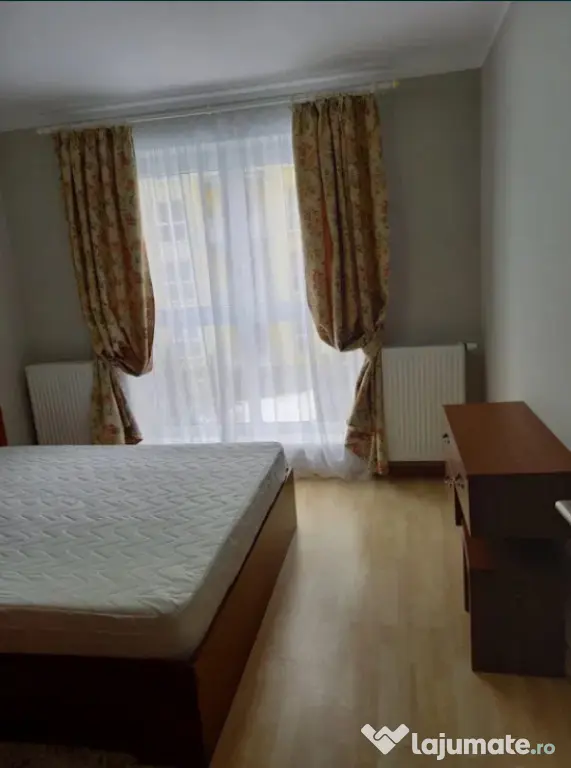 Apartament 2 camere, decomandat - zona Avantgarden