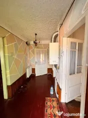 Casă zona semicentrală Târgu Neamt lângă cafeneaua Danioti,gaz,curent 