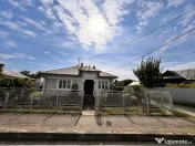 Casă zona semicentrală Târgu Neamt lângă cafeneaua Danioti,gaz,curent 