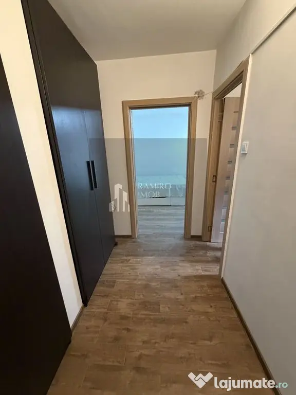 Garsoniera Dristor / Baba Novac 1 minut metrou Dristor
