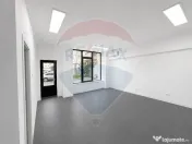 Spațiu comercial 40mp Nou