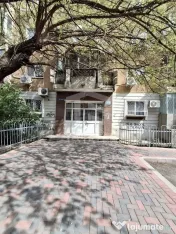 De Vanzare Apartament cu 3 camere zona Mall Vitan 