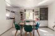 Casa visurilor cu 4000 mp livada roditoare si gradina Darman 