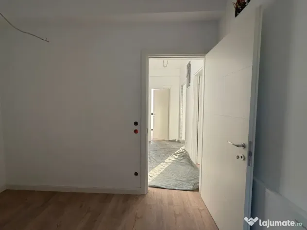 LA CHEIE! Vila Lux langa statie de metrou, Otopeni