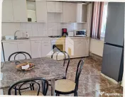 APARTAMENT 3 CAMERE DE VANZARE , DECOMANDAT , ZONA CENTRALA 