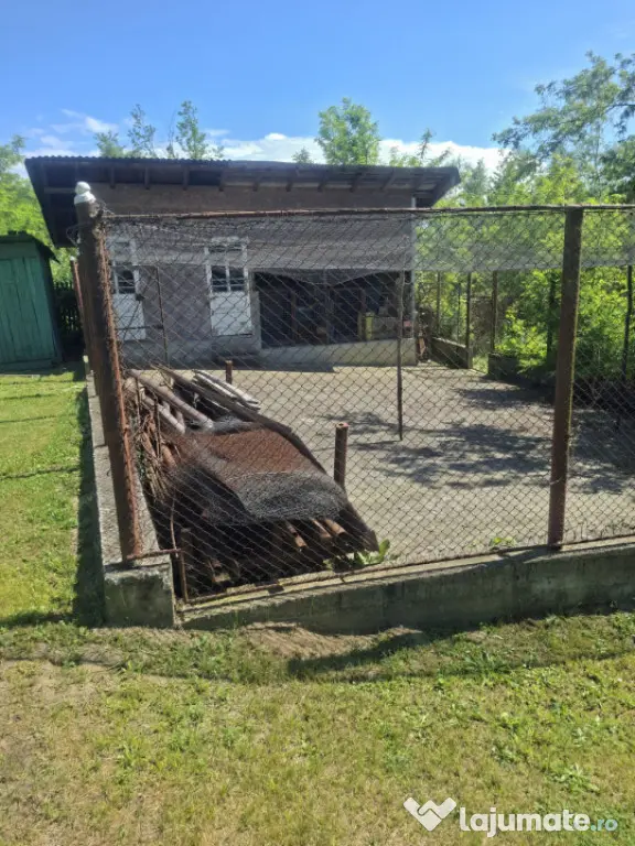 CASA DE VANZARE IN SURANI,OAZA DE LINISTE SI CONFORT