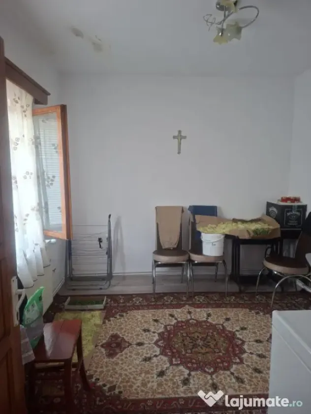 CASA DE VANZARE IN SURANI,OAZA DE LINISTE SI CONFORT