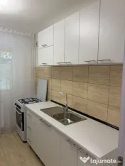 Dimitrie leonida parter complex la strada 