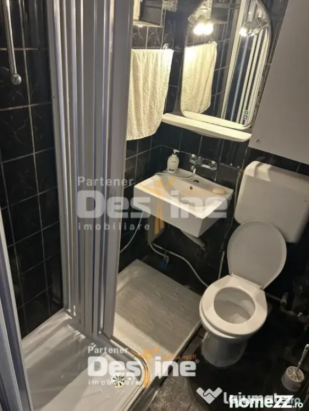 Podu Ros - Apartament 3 camere semidecomandat, MOBILAT și U - Iasi (Iasi)