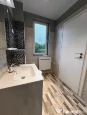 Apartament 2 Camere complet renovat/Central Hărman 