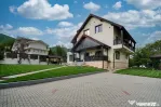 Spațiu, confort și atmosfera perfectă pentru oaspeți ...