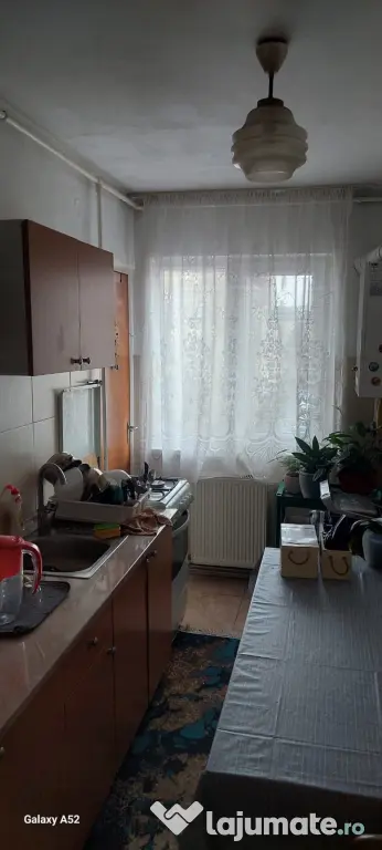 Apartament 2 camere strada Zorilor etaj 3/10