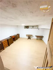 Zona ultracentrala, 2 camere decomandate, cu beci si garaj,