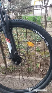 Bicicletă mtb roti pe 19 