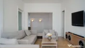 Apartament neoclasic în inima Bucureștiului – o poves... 