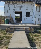 Casă în construcție de vânzare în apropiere de Craiova 
