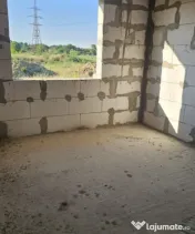 Casă în construcție de vânzare în apropiere de Craiova 