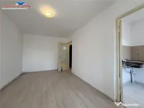 Garsoniera de zona Dallas Tulcea
