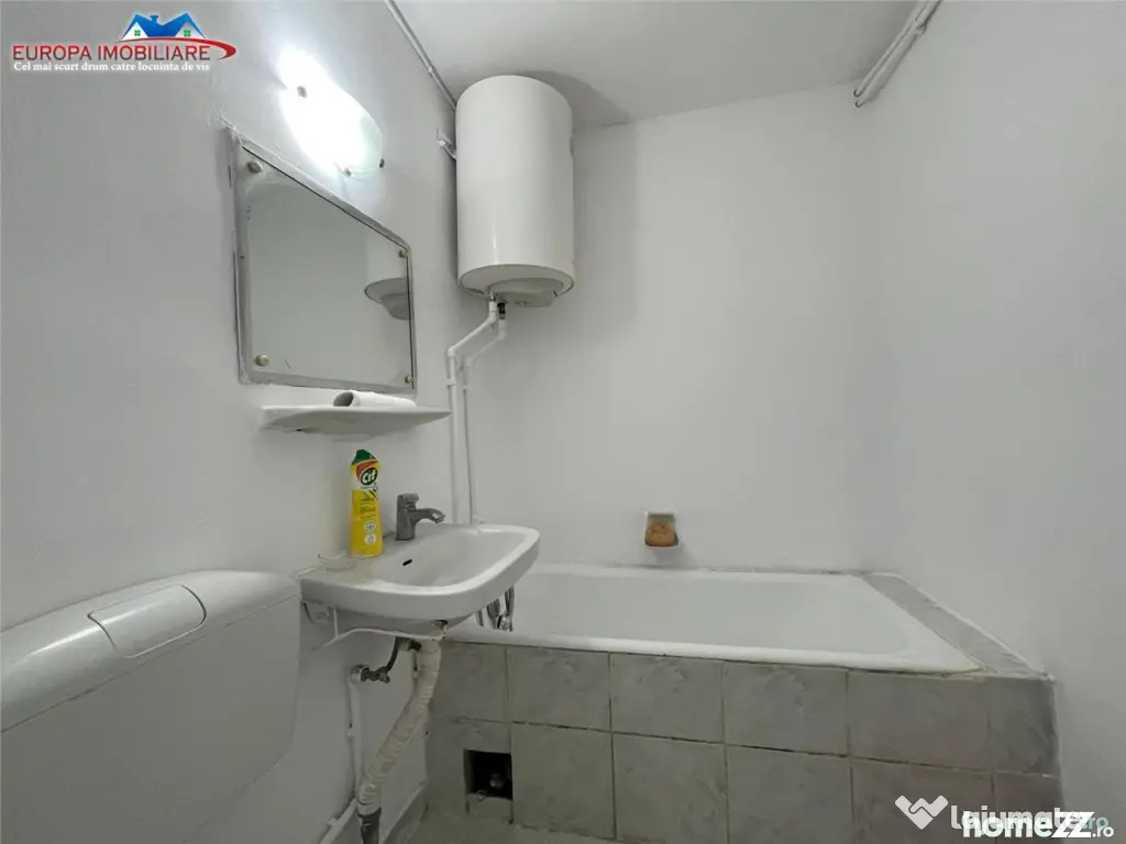 Garsoniera de zona Dallas Tulcea - Tulcea (Tulcea)