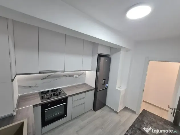 Inchiriez apartament 2 camere(ZONA CORESI) confortabil mobilat si utilat