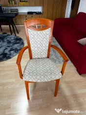 Masă extensibilă cu 4 scaune 