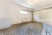 Casa cu 10 camere de vanzare pe str. Corneliu Coposu