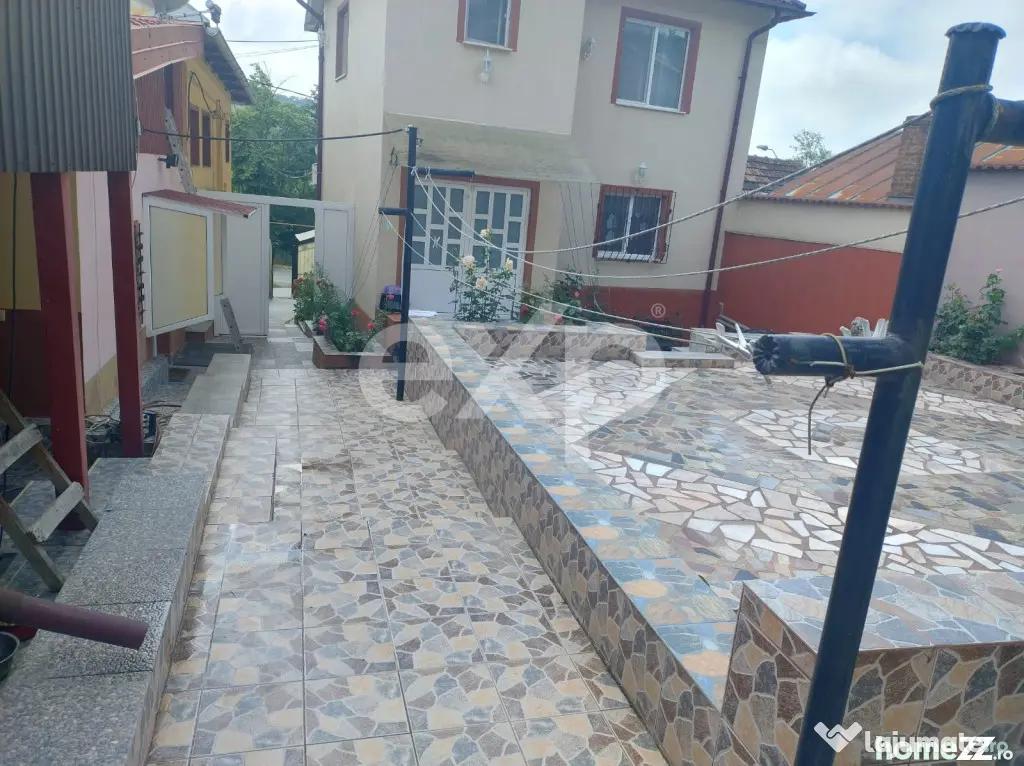 Stefanesti | Proprietate cu doua imobile | Teren 3.297 mp |