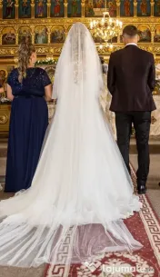 Rochița de mireasă A-line